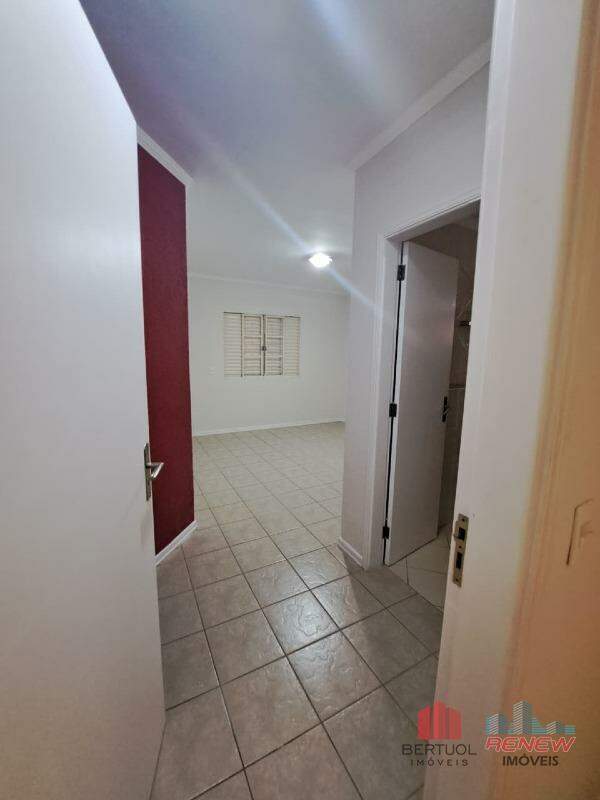 Apartamento à venda Vila Planalto em Vinhedo: SUÍTE