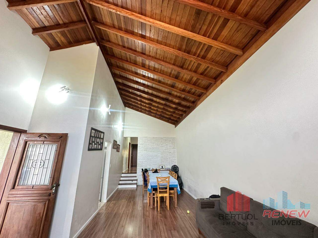 Casa de Condomínio para aluguel Condomínio Via Castelli em Louveira: 