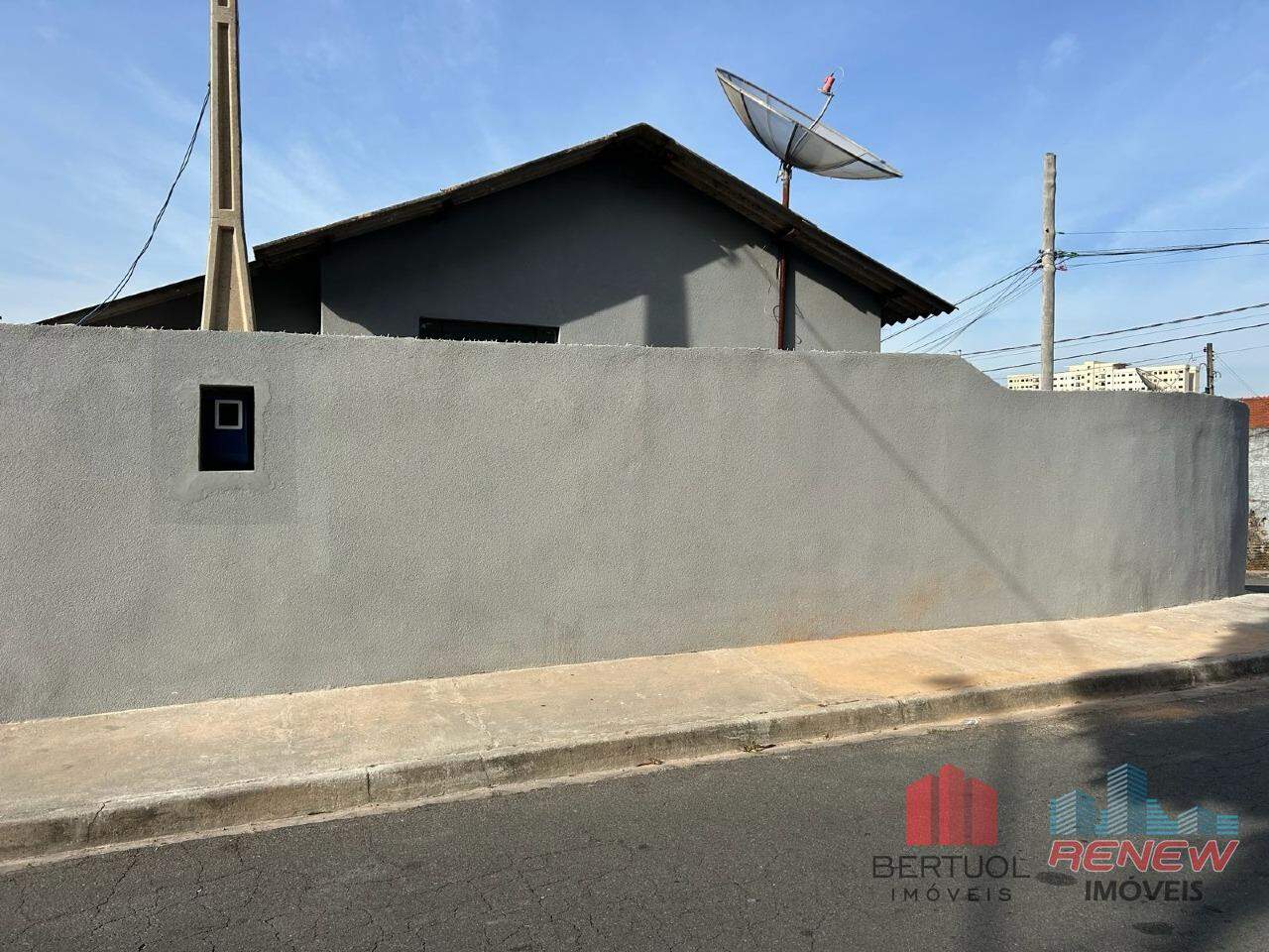 Casa para aluguel Jardim das Figueiras em Valinhos: fachada