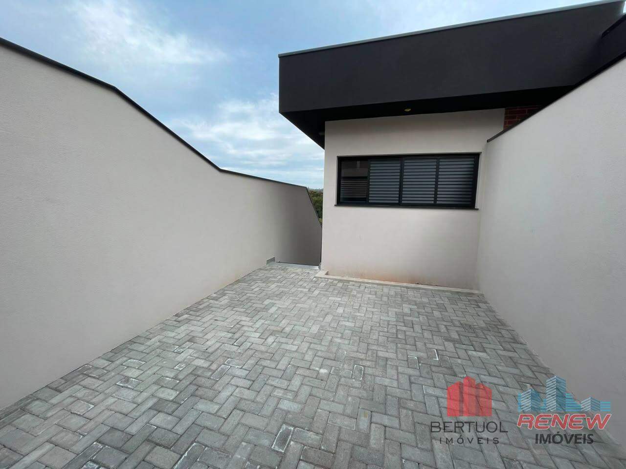 Casa para aluguel João XXIII em Vinhedo: FRENTE