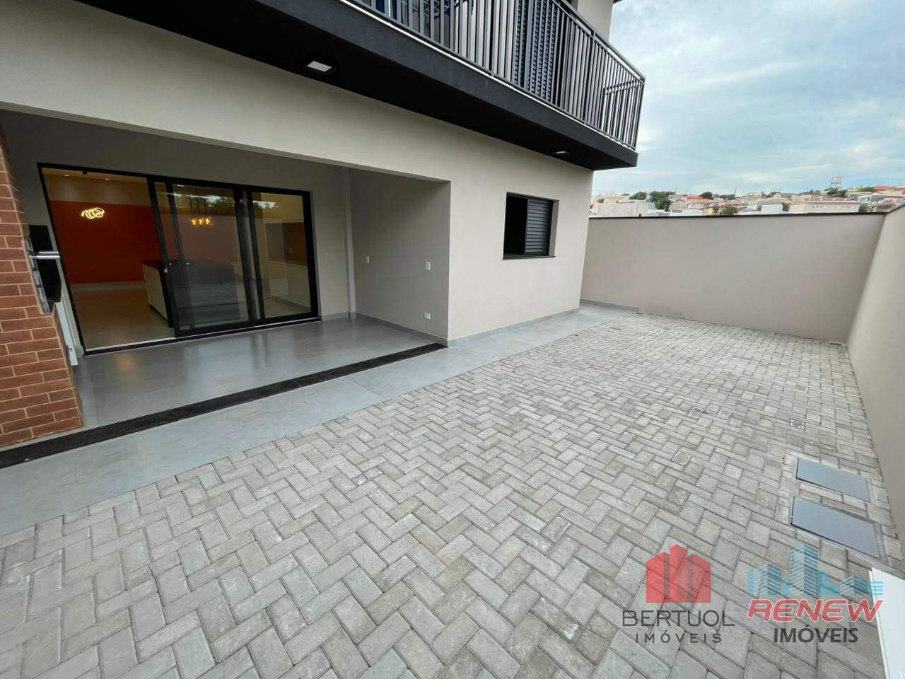 Casa para aluguel João XXIII em Vinhedo: QUINTAL