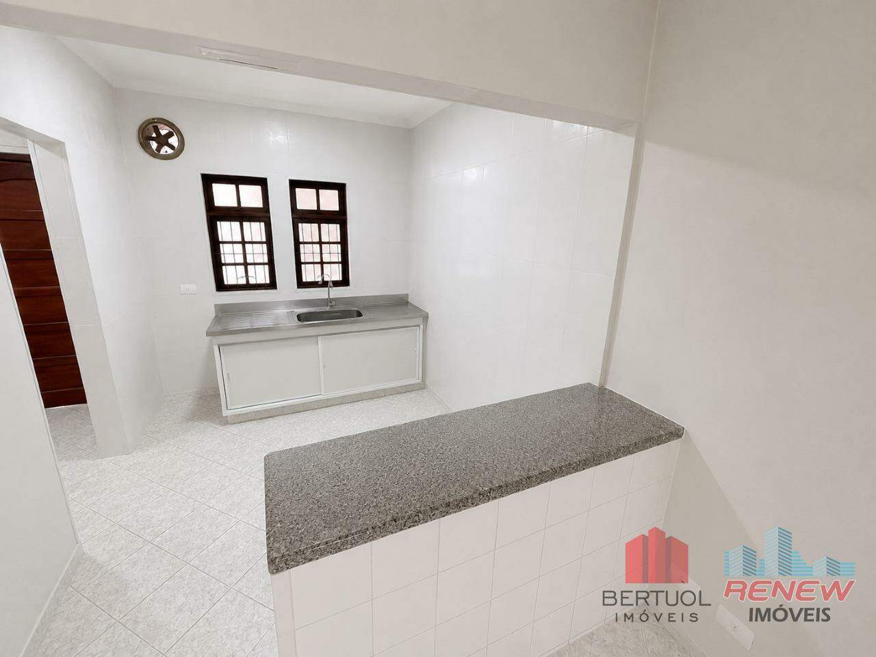 Casa à venda Pinheirinho em Vinhedo: COSINHA
