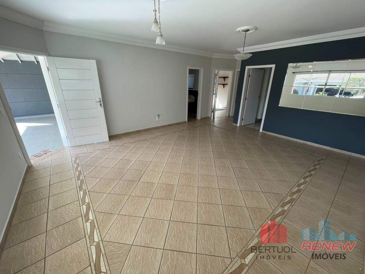 Casa de Condomínio à venda Condomínio Terras de São Francisco em Vinhedo: SALA