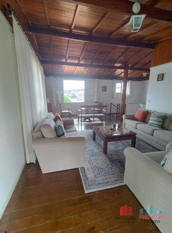 Casa à venda Centro em Vinhedo: 