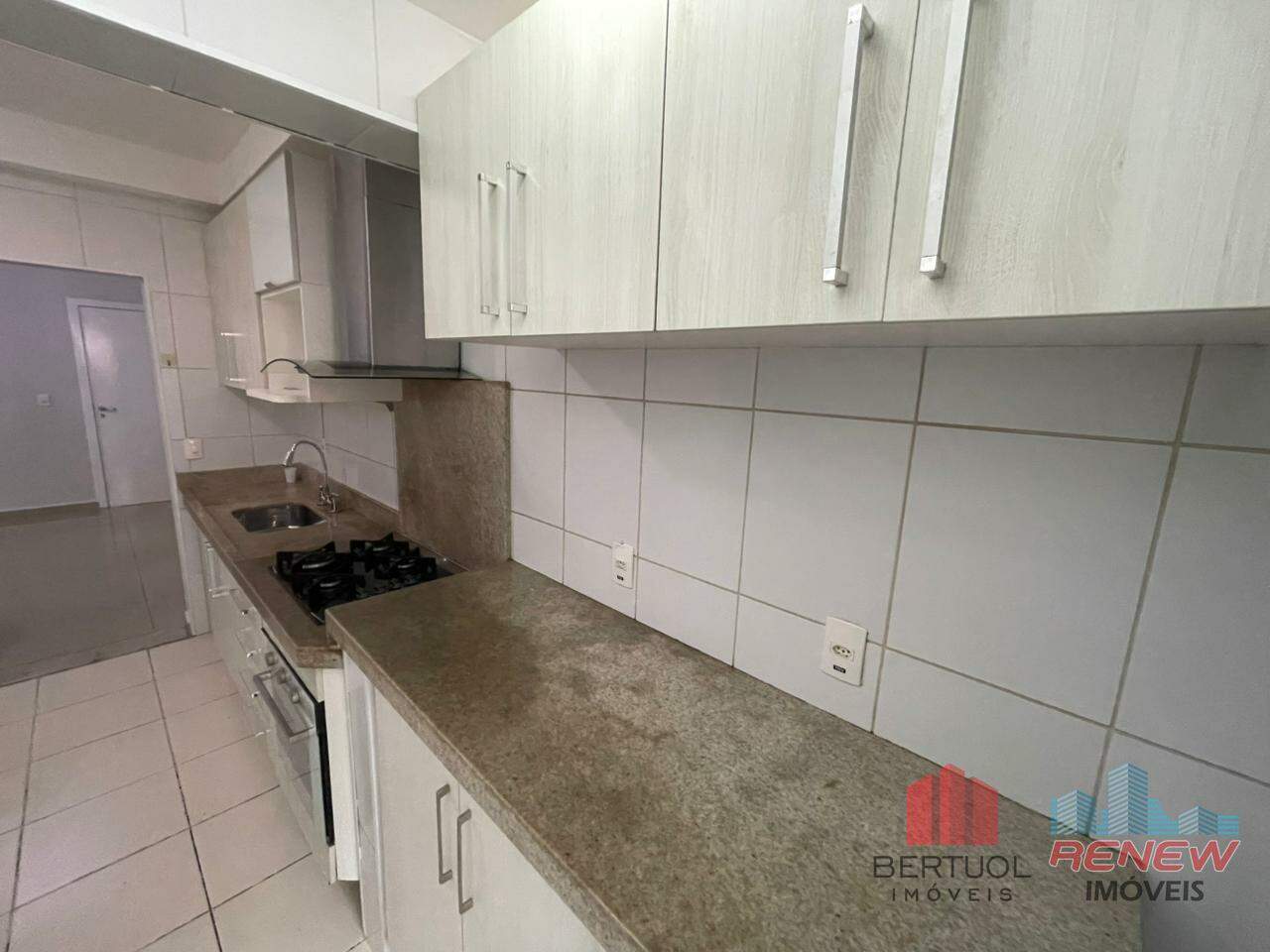 Apartamento à venda Condomínio Spazio Roma em Vinhedo: COZINHA