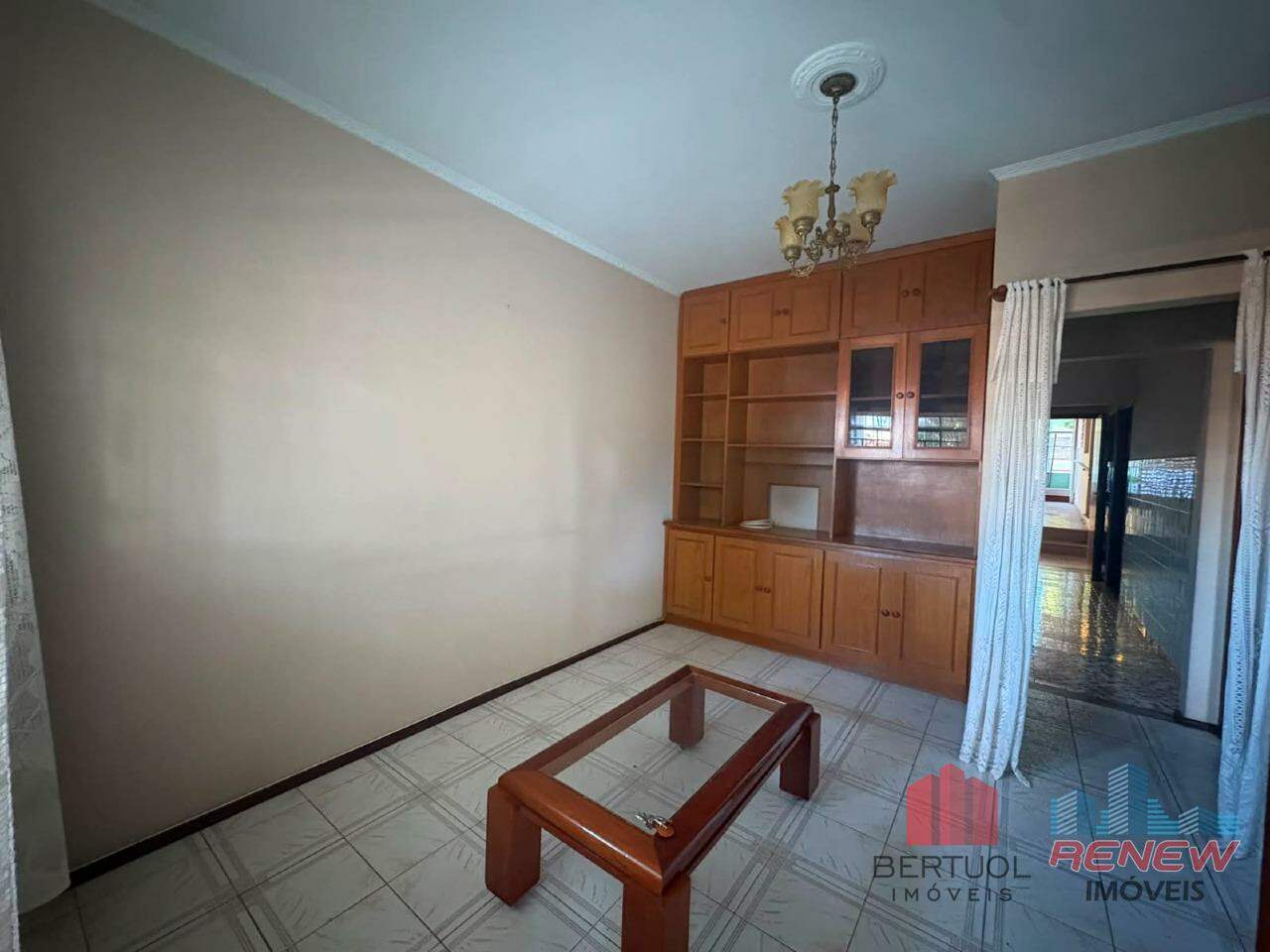 Casa à venda Valinhos em Valinhos: Sala