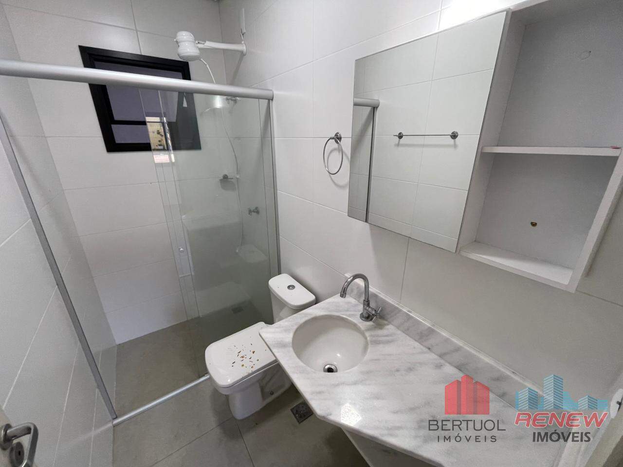 Apartamento para aluguel Jardim Miriam em Vinhedo: BANHEIRO 