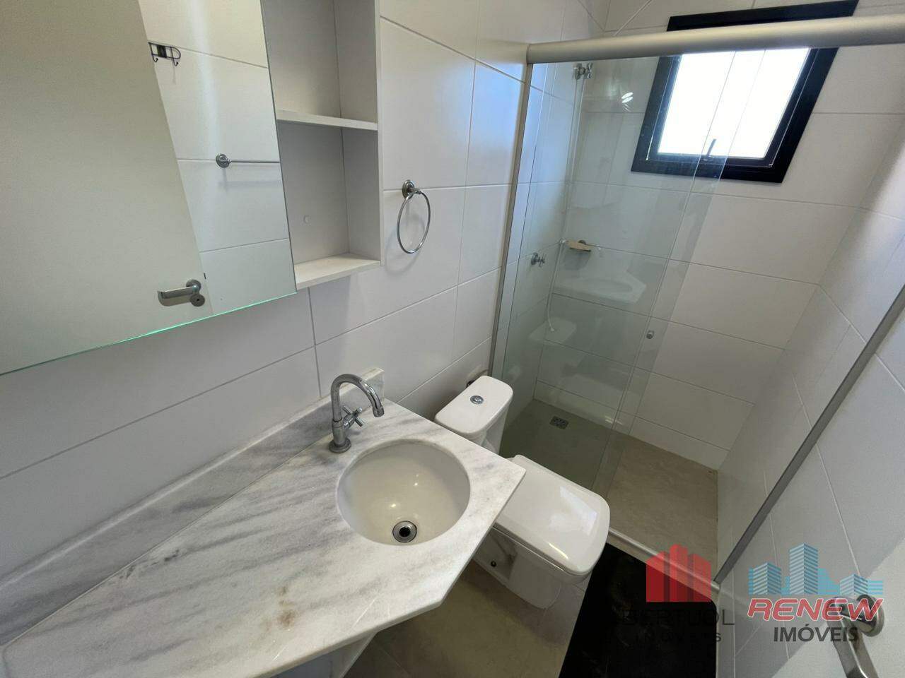 Apartamento para aluguel Jardim Miriam em Vinhedo: BANHEIRO 