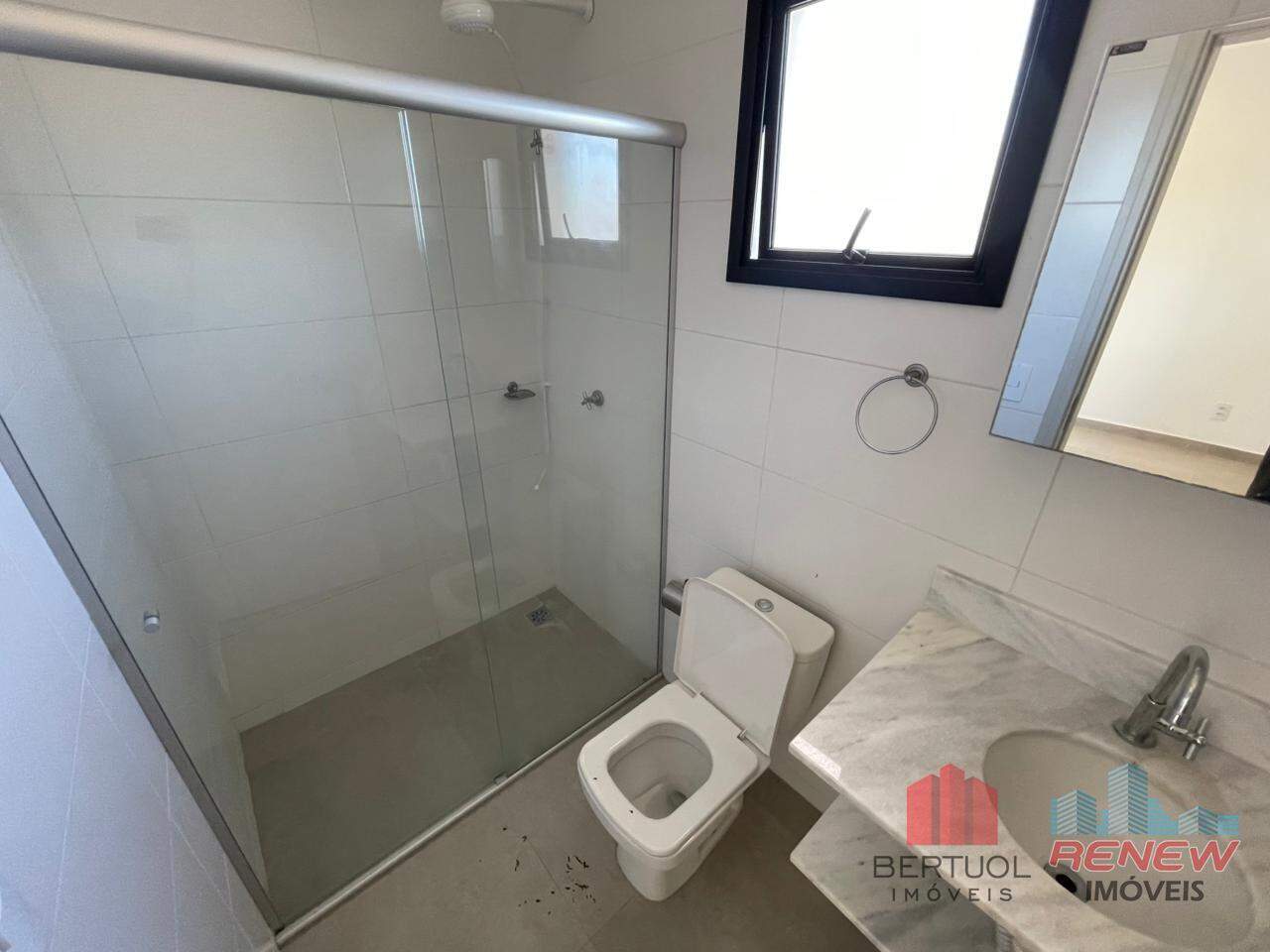 Apartamento para aluguel Jardim Miriam em Vinhedo: BANHEIRO