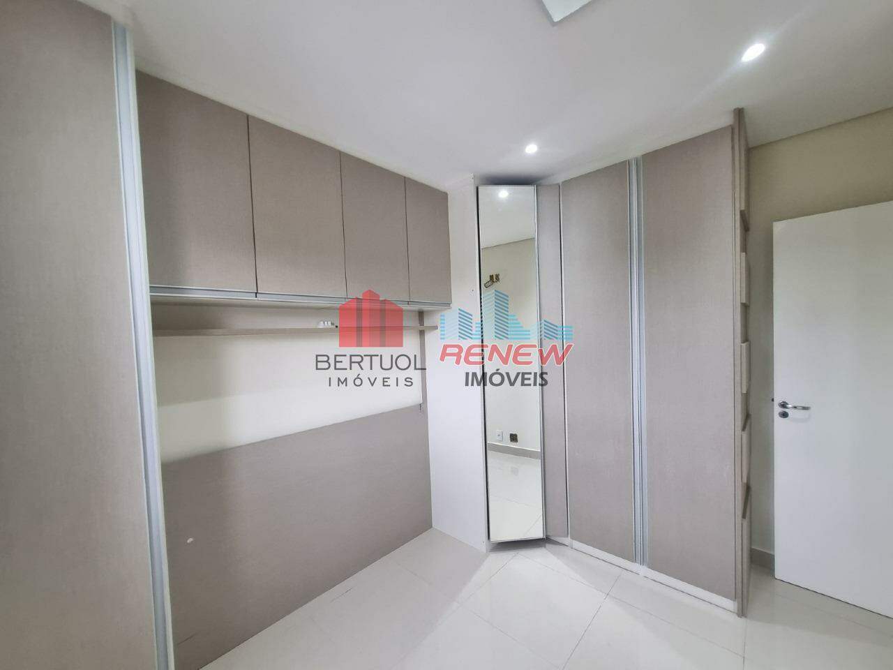 Apartamento para aluguel Condomínio Brisa Club House em Valinhos: 