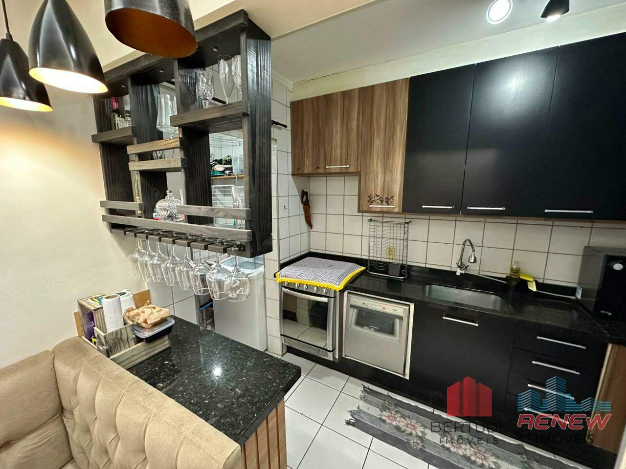 Apartamento à venda Condomínio Residencial Sol Maior em Vinhedo: COZINHA