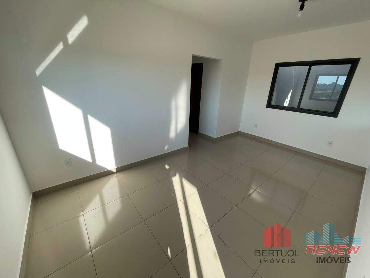 Apartamento para aluguel Parque São José em Vinhedo: SALA