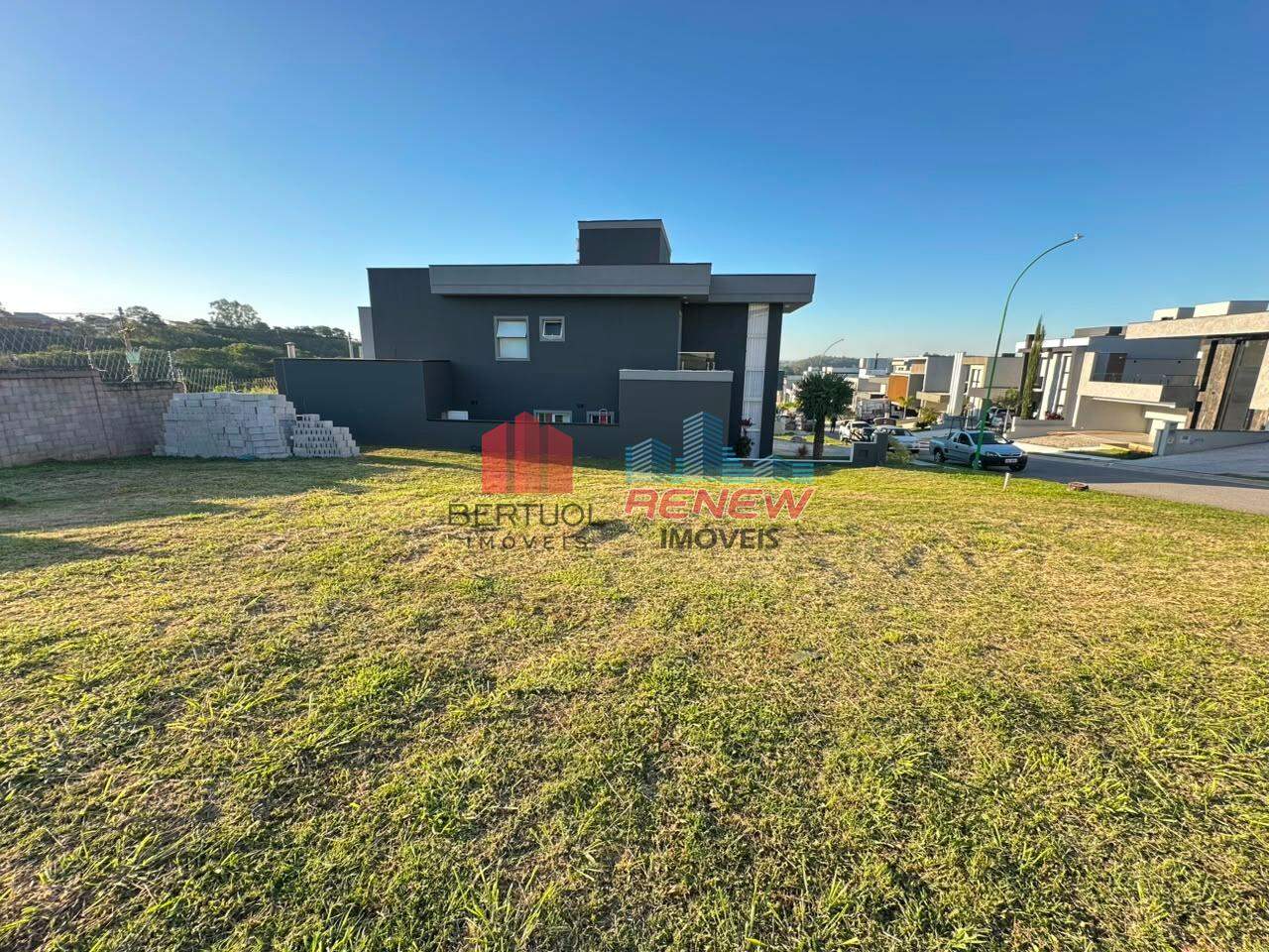 Terreno em condomínio à venda Residencial Mont'Alcino em Valinhos: 