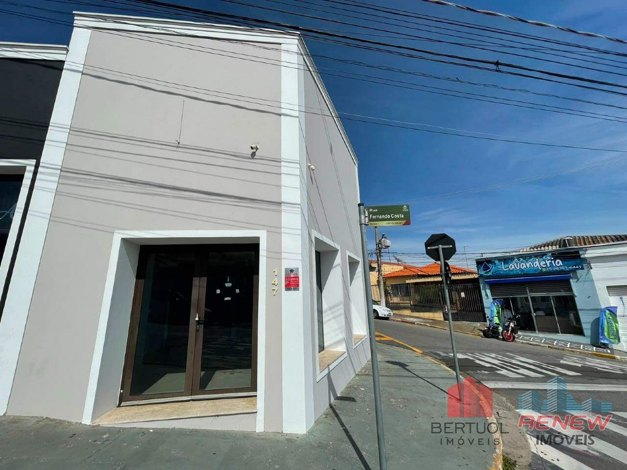 Sala para aluguel Centro em Vinhedo: LADO
