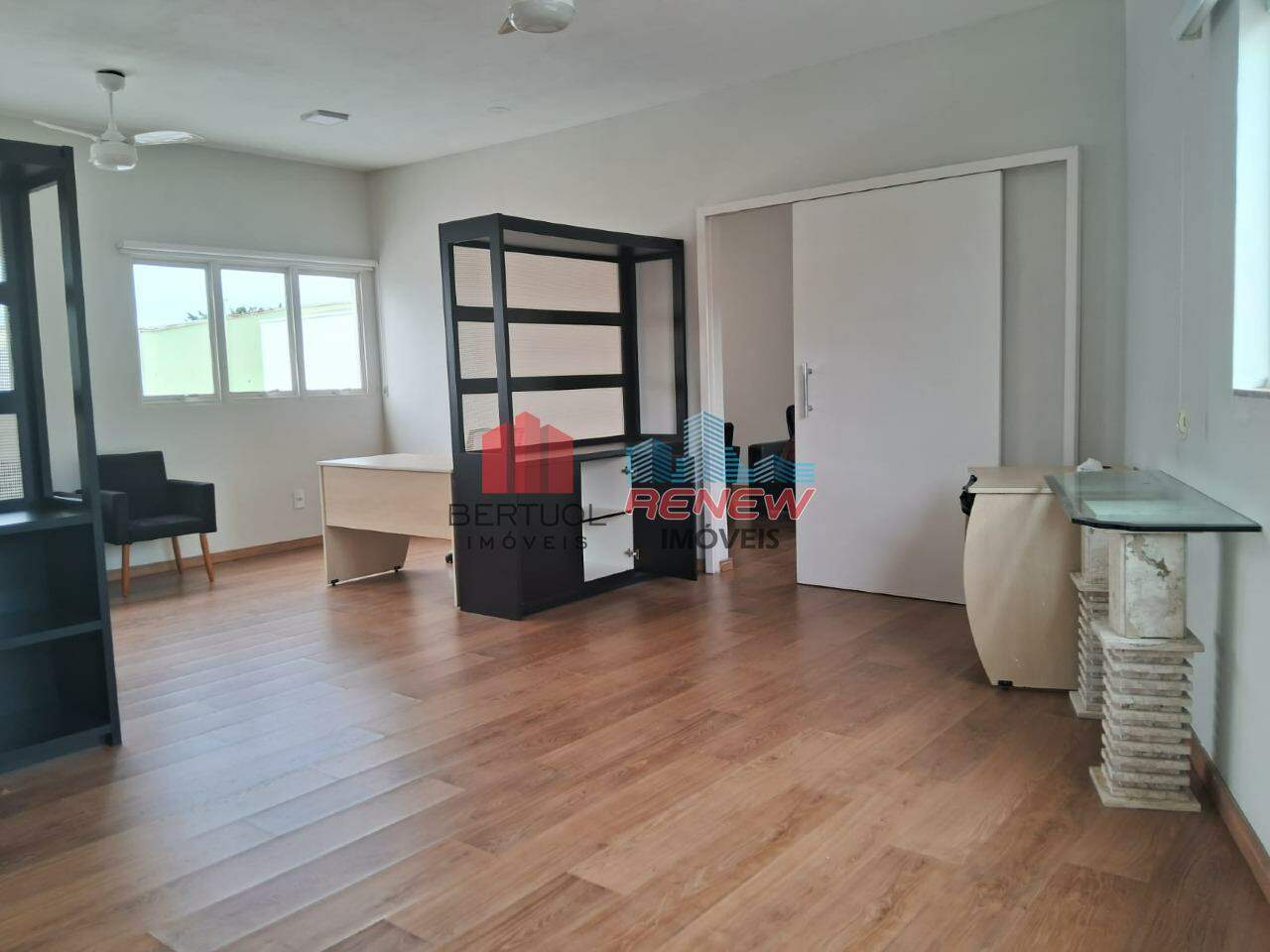 Sala comercial para aluguel Jardim Santo Antônio em Valinhos: 
