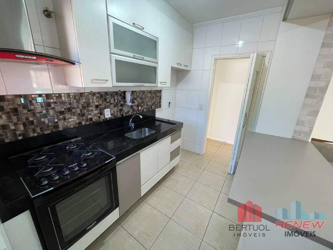Apartamento à venda Condomínio Spazio Reale em Vinhedo: COZINHA