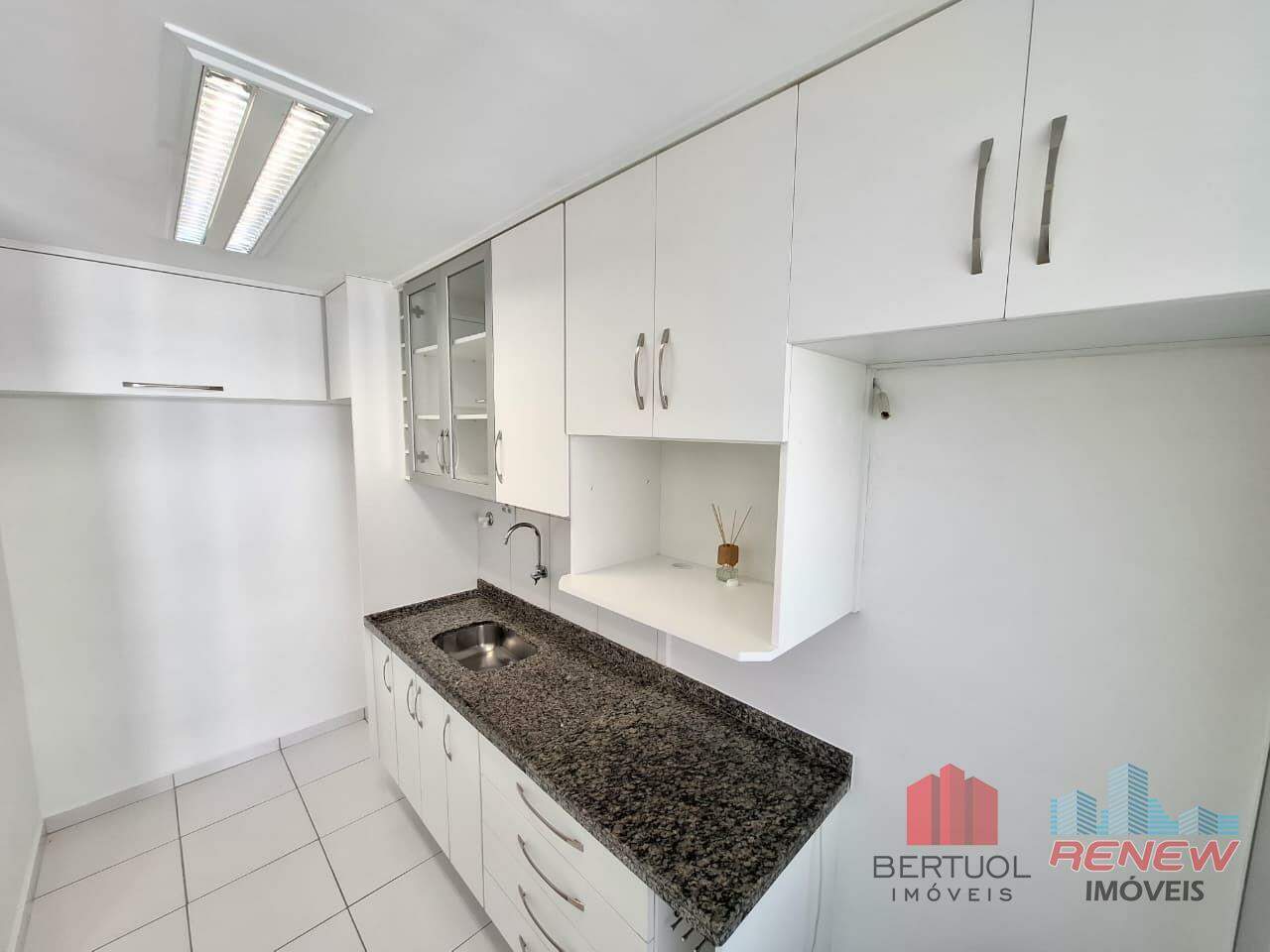 Apartamento para aluguel Condomínio Residencial Vienna II em Vinhedo: 