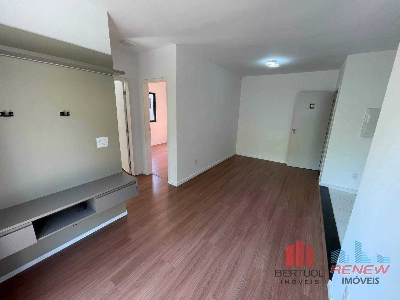 Apartamento para aluguel Condomínio Residencial Vicenza em Vinhedo: SALA