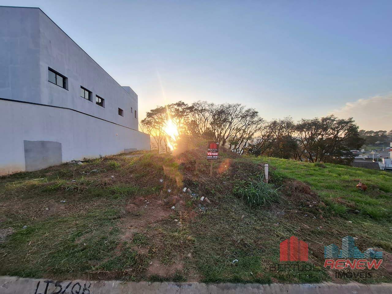 Terreno à venda Comercial Independencia em Vinhedo: 