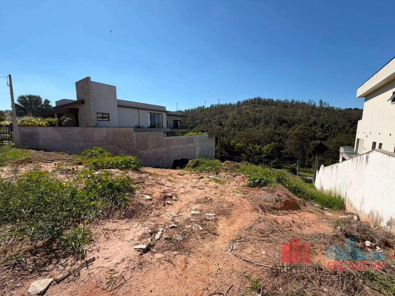 Terreno em condomínio à venda Condomínio Sol Vinhedo Village em Vinhedo: TERRENO