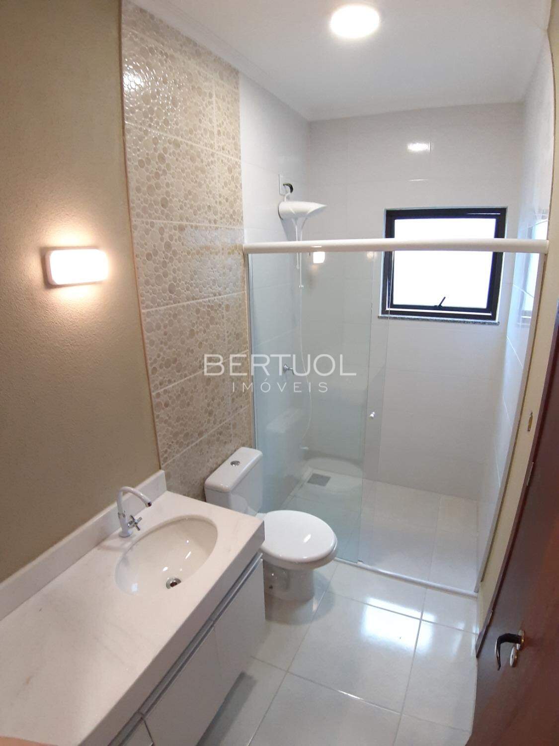 Apartamento para aluguel Centro em Vinhedo: BANHEIRO