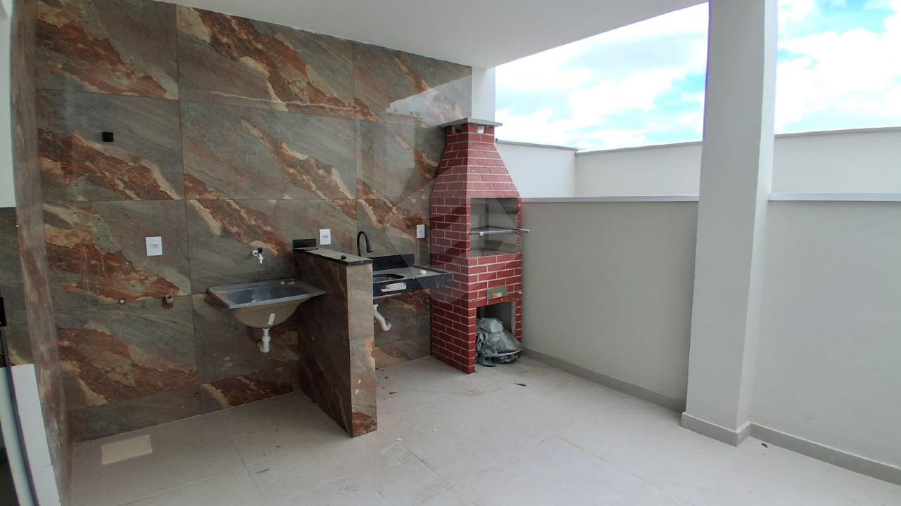 Casa para aluguel no Castanheiras: ÁREA DE CHURRASCO/SERVIÇO