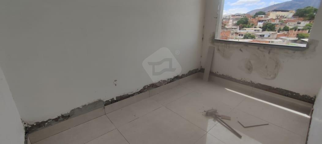 Casa à venda no Coração Eucarístico: 