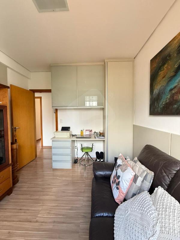 Apartamento à venda no Coração Eucarístico: 