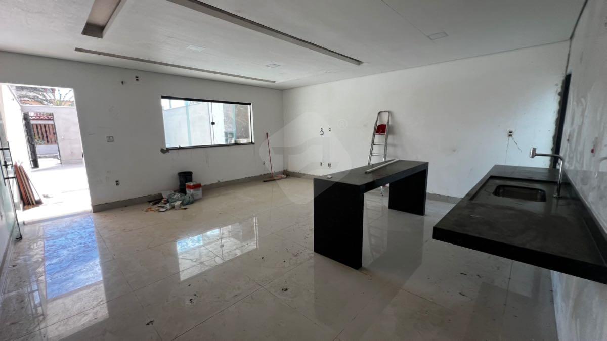 Casa à venda no Elvamar: 