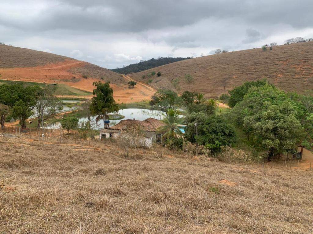 Chácara à venda no Zona Rural: 