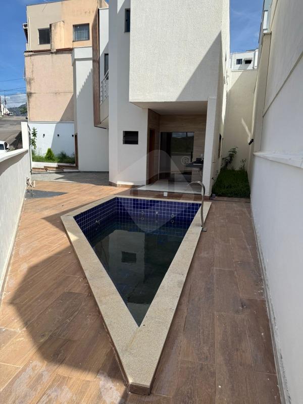 Casa à venda no Castanheiras: 