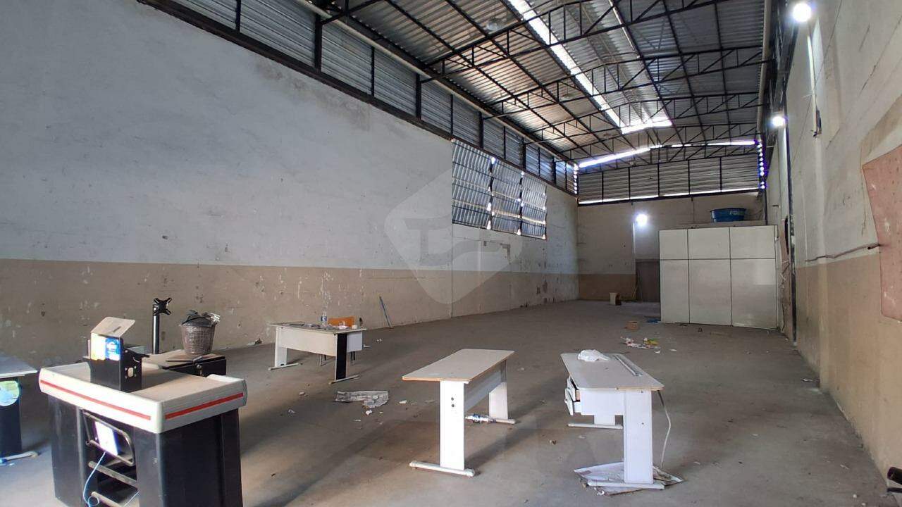 Galpão para aluguel no Lourdes: GALPÃO/ÁREA PRINCIPAL