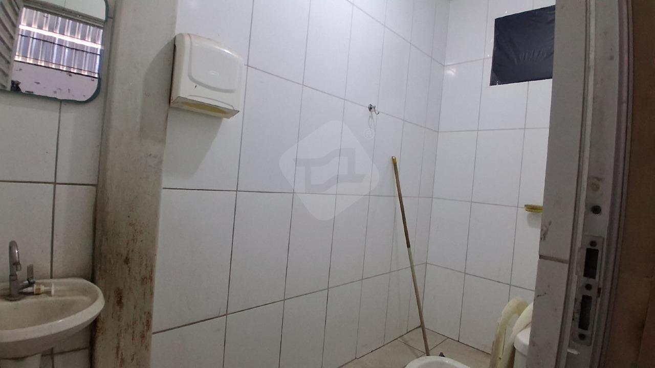 Galpão para aluguel no Lourdes: BANHEIRO 2