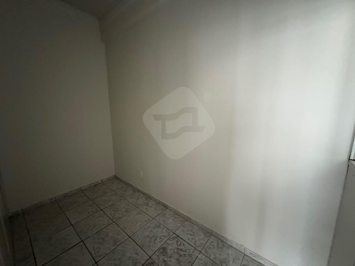 Sala à venda no Centro: 