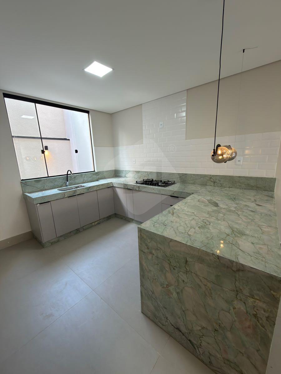 Casa à venda no Centro: 