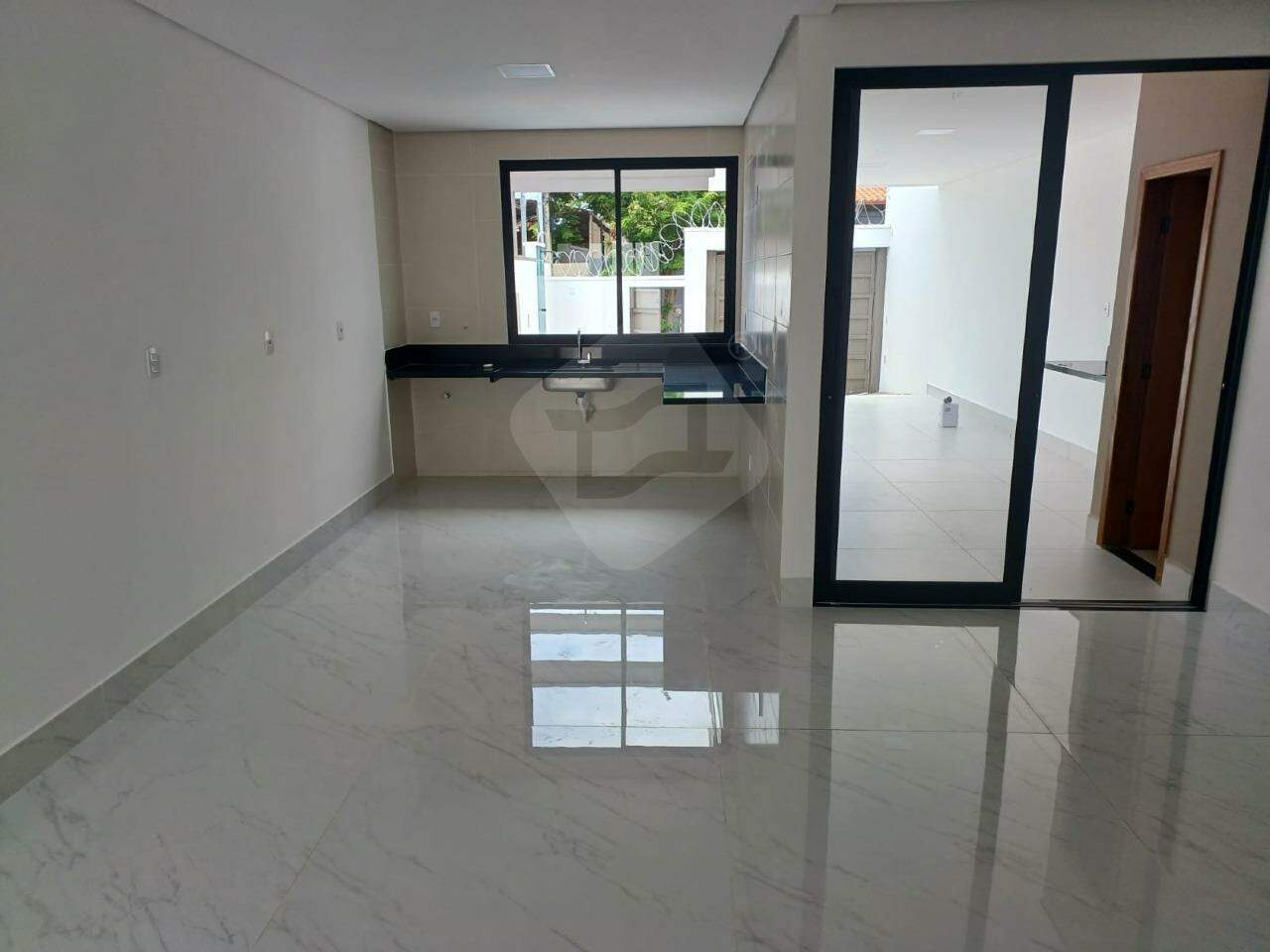 Casa à venda no Jardim Pérola: 