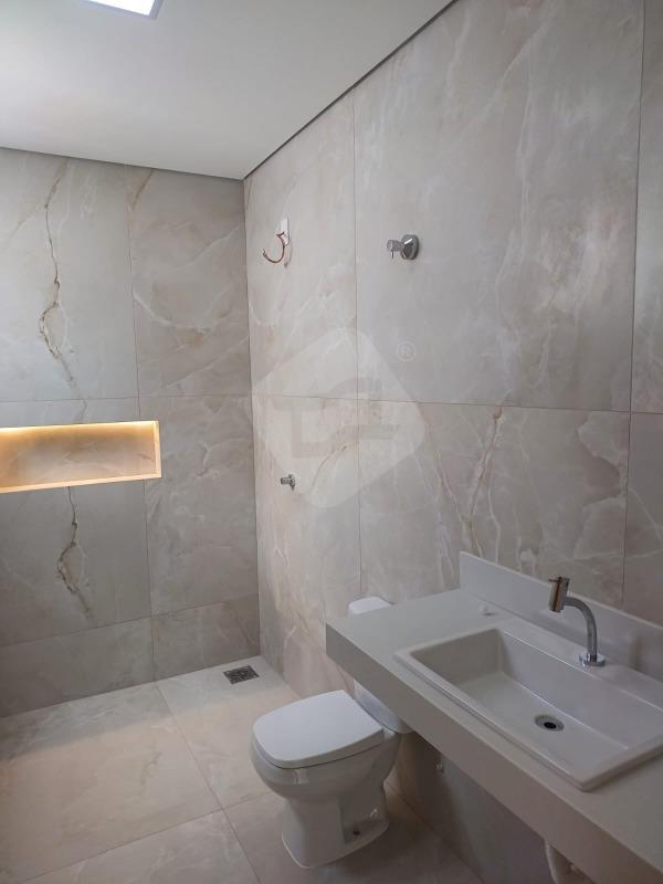 Casa à venda no Jardim Pérola: 