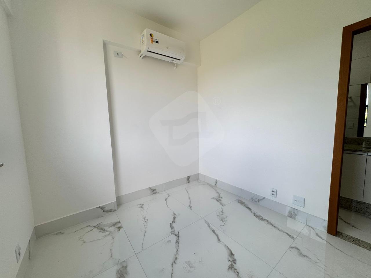 Apartamento à venda no Esplanada: 