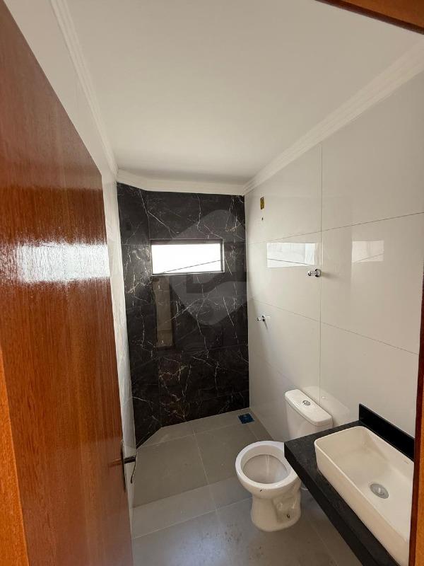 Casa à venda no Bairro Parque Olímpico: 