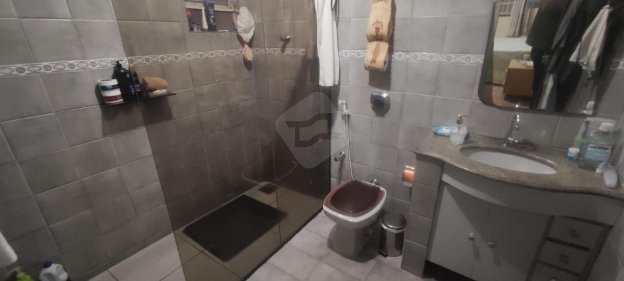 Casa à venda no Jardim Pérola: 