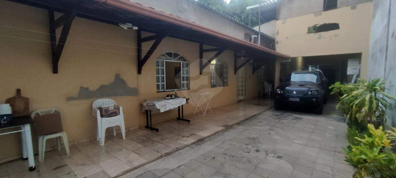 Casa à venda no Jardim Pérola: 