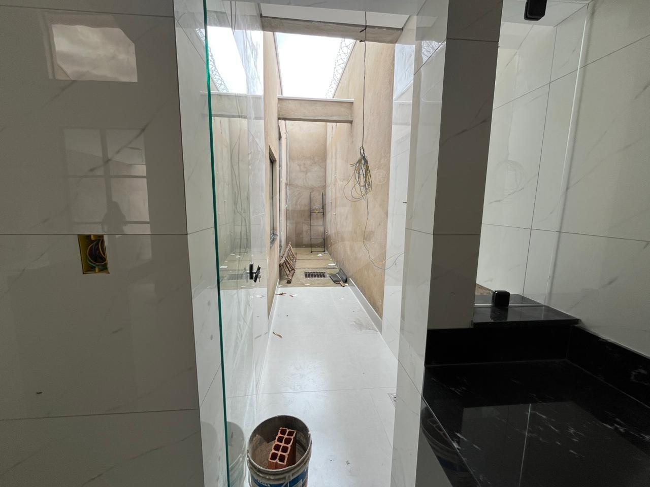 Casa à venda no Bosque da Figueira: 