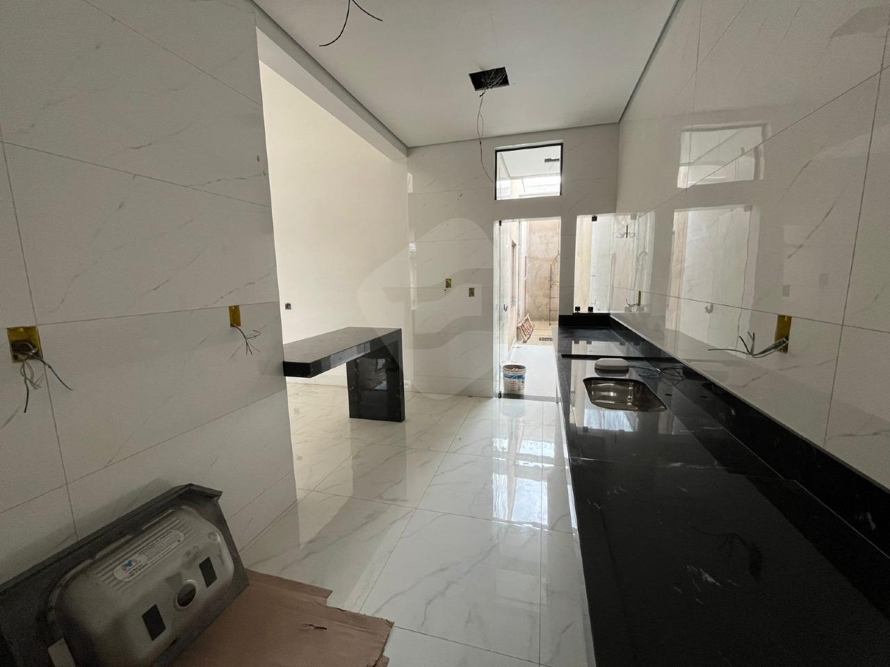 Casa à venda no Bosque da Figueira: 