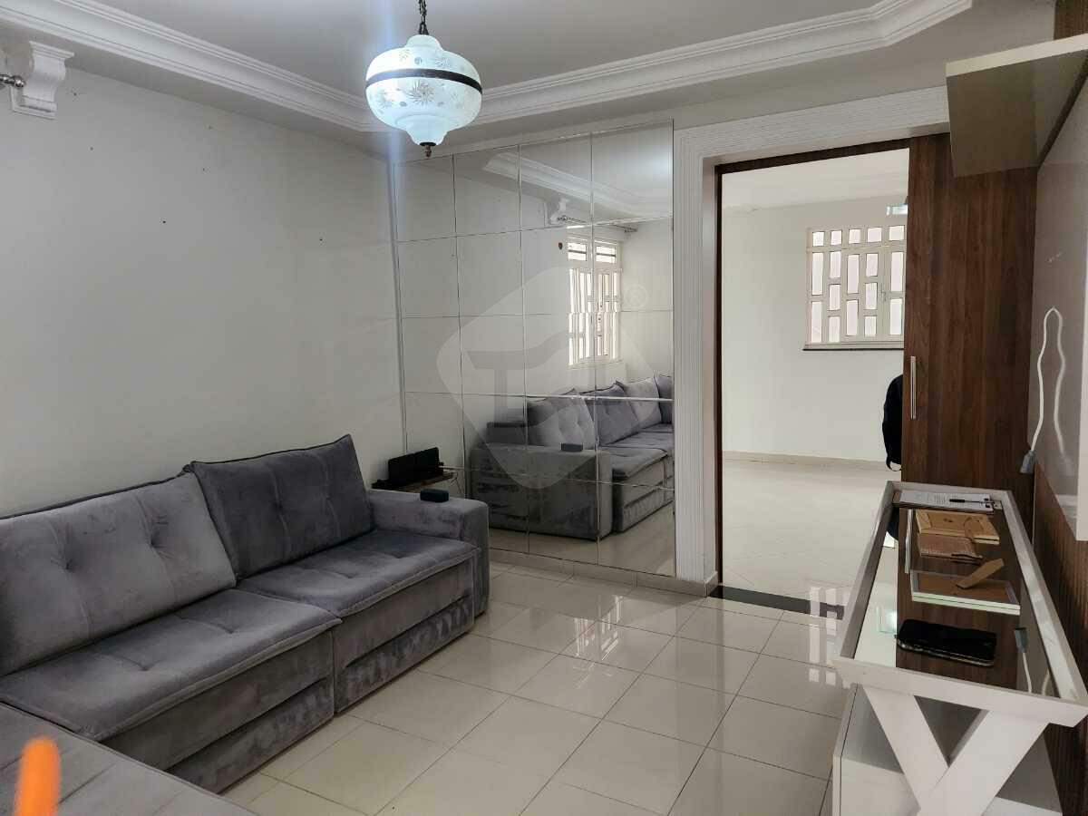 Casa à venda no Lourdes: 