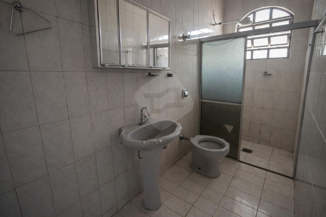 Apartamento para aluguel no Lourdes: BANHEIRO SUITE