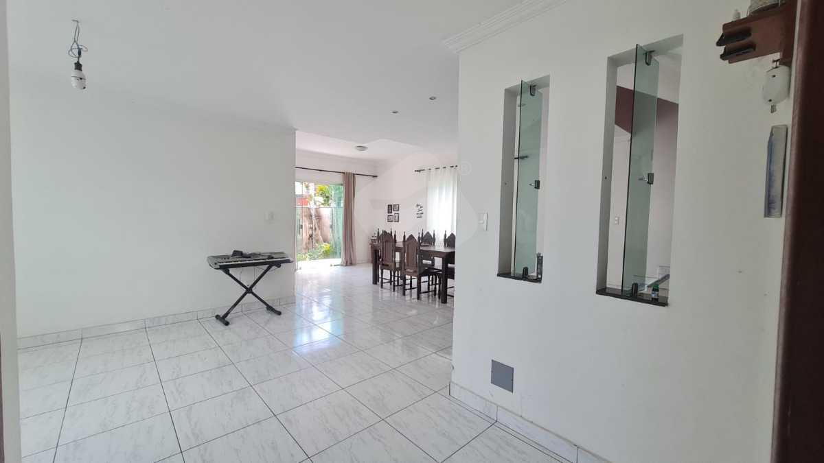 Casa à venda no Altinópolis: 