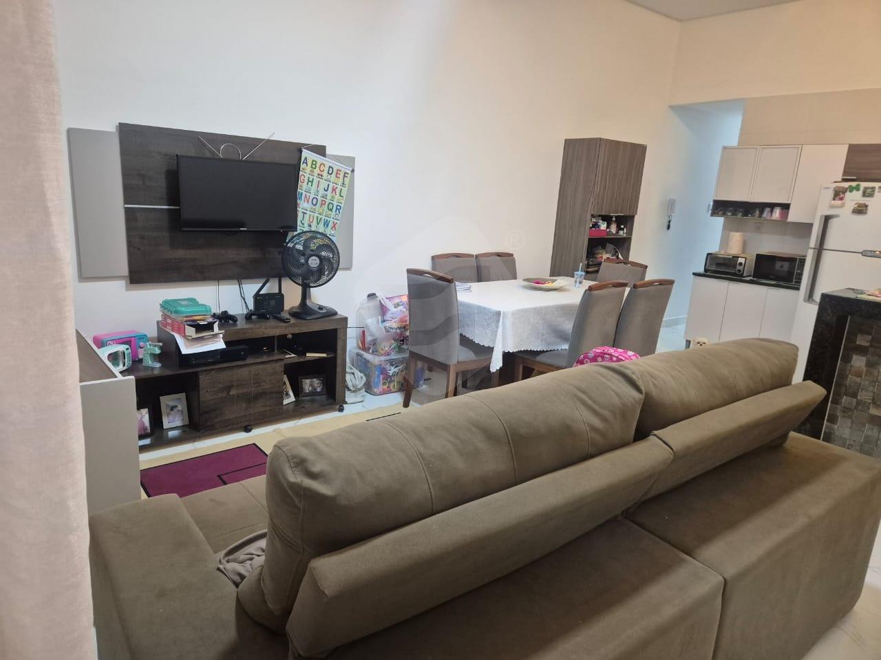 Casa à venda no Kennedy: 