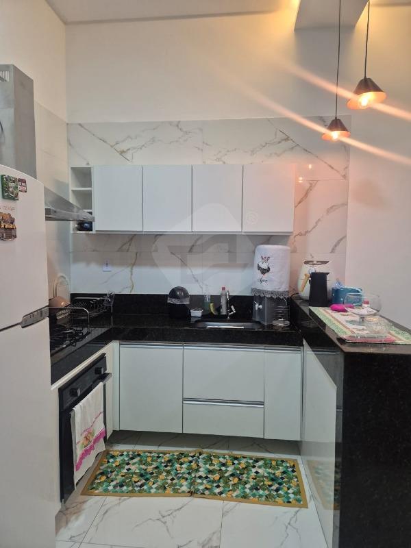 Casa à venda no Kennedy: 