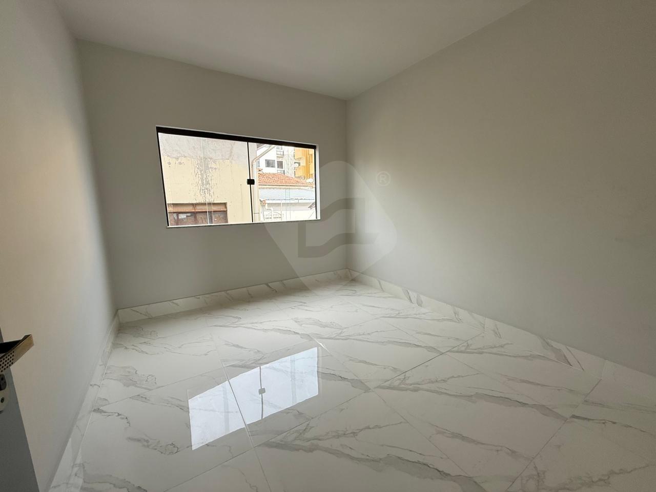 Casa à venda no Lourdes: 