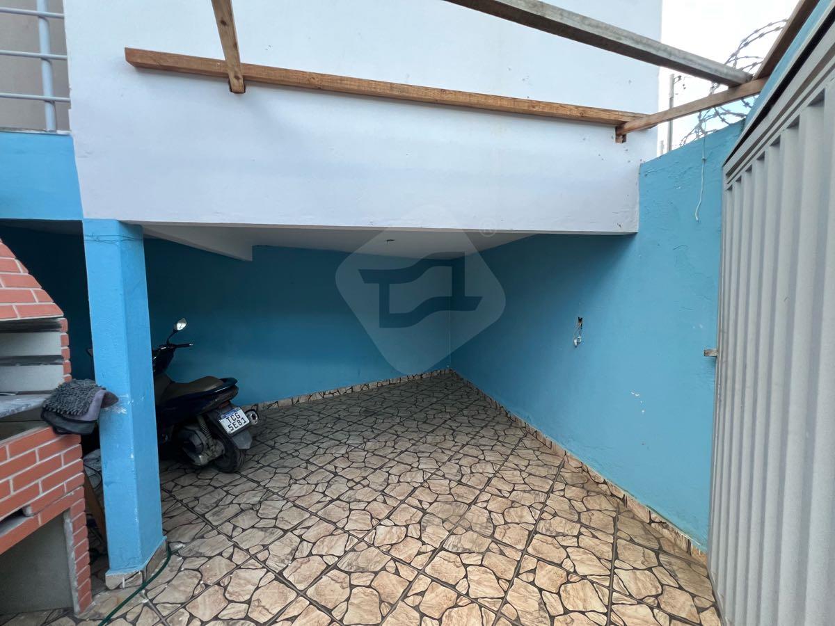 Casa à venda no Palmeiras: 